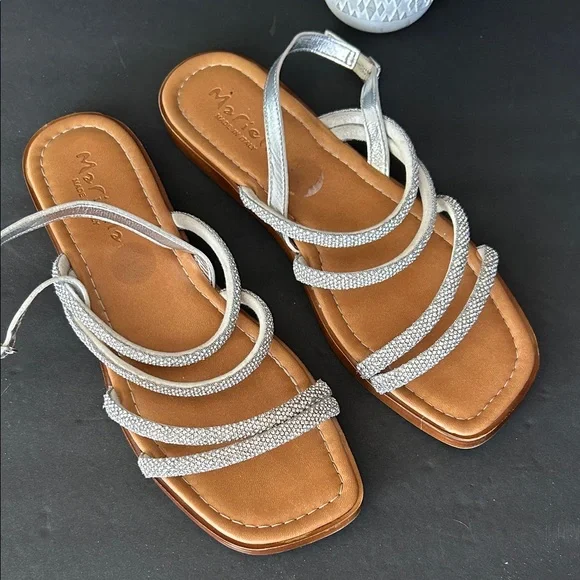 Mariella Women's Silver Strappy Sandals - Picture 1 of 10